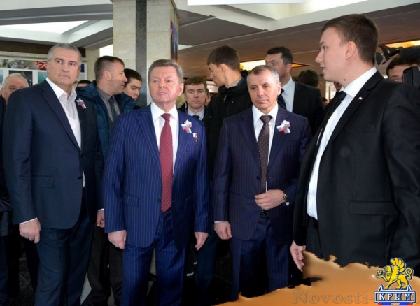 Торжественные мероприятия в рамках празднования годовщины общекрымского референдума в Симферополе - «Возвращение в Россию» Торжественные мероприятия в рамках празднования годовщины общекрымского референдума в Симферополе - «Возвращение в Россию»