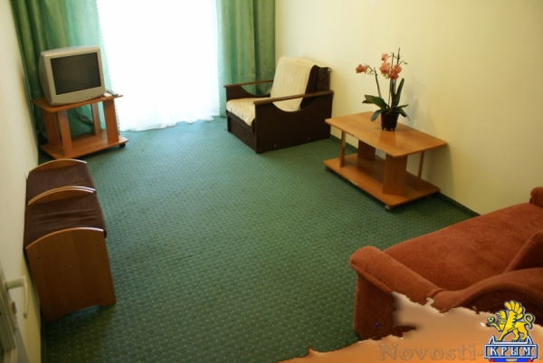 Отдых-эконом в Коктебеле. Гостевой дом "Эльф" в Коктебеле Отдых в Крыму 2016 - жильё в Крыму без посредников - «Отдых в Коктебеле» Отдых-эконом в Коктебеле. Гостевой дом "Эльф" в Коктебеле Отдых в Крыму 2016 - жильё в Крыму без посредников - «Отдых в Коктебеле»