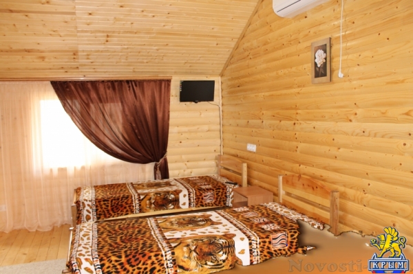 Отдых в Судаке. 4-х местный номер "Улучшенный" в деревянном мини-отеле у моря, Судак Отдых в Крыму 2016 - жильё в Крыму без посредников - «Отдых в Судаке»