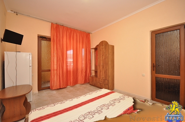 Отдых-эконом в Судаке. Отдых в Крыму. Гостевой дом "У Рузанны". Отдых в Крыму 2016 - жильё в Крыму без посредников - «Отдых в Судаке»