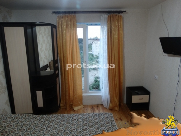 Отдых в Судаке. 4-ком. дом в Судаке, Крым, 2 санузла, 2 кухни, 600м к морю, под ключ Отдых в Крыму 2016 - жильё в Крыму без посредников - «Отдых в Судаке»