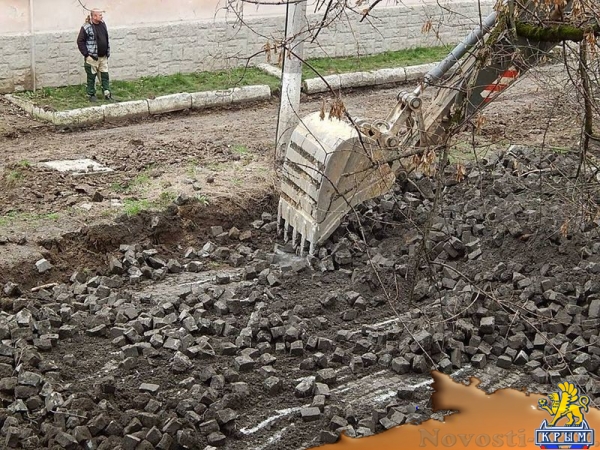 Депутат Госсовета Крыма от ЛДПР обвинил симферопольских чиновников в дискредитации российской власти (ФОТО) - «Политика Крыма» Депутат Госсовета Крыма от ЛДПР обвинил симферопольских чиновников в дискредитации российской власти (ФОТО) - «Политика Крыма»