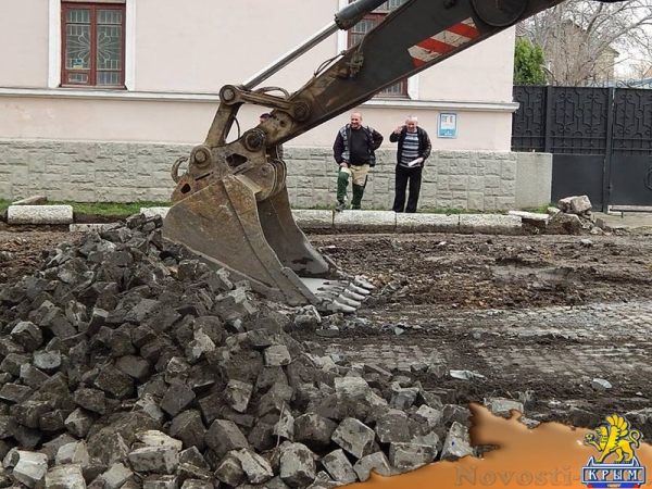 Депутат Госсовета Крыма от ЛДПР обвинил симферопольских чиновников в дискредитации российской власти (ФОТО) - «Политика Крыма» Депутат Госсовета Крыма от ЛДПР обвинил симферопольских чиновников в дискредитации российской власти (ФОТО) - «Политика Крыма»