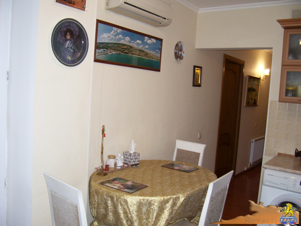 Сдам однокомнатнатнную квартиру в городе Феодосия по бульвару Старшинова 10* a* Сдам однокомнатнатнную квартиру в городе Феодосия по бульвару Старшинова 10* a*