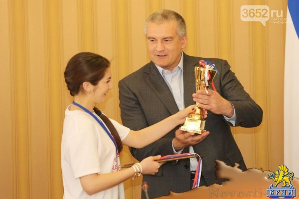 Аксёнов наградил победителей Регионального чемпионата «Молодые профессионалы» (ФОТО) - «Симферополь»