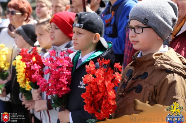 В Крыму стартовала Всероссийская патриотическая акция «Георгиевская ленточка» (ФОТО) - «Общество Крыма» В Крыму стартовала Всероссийская патриотическая акция «Георгиевская ленточка» (ФОТО) - «Общество Крыма»