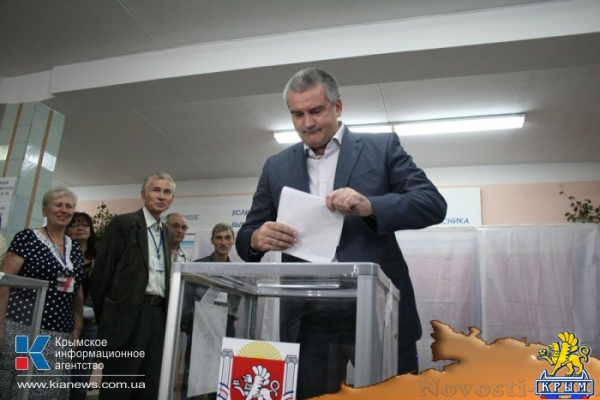 Глава правительства Крыма проголосовал на выборах - «Политика»