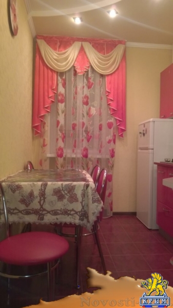 Отдых в Приморском. Сдам люкс 2-х комнатную квартиру в центре Приморского!!! Отдых в Крыму 2016 - жильё в Крыму без посредников - «Отдых в Приморском»