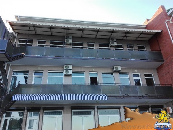 Отдых в Феодосии. Эллинг у моря со своим песчаным пляжем Отдых в Крыму 2016 - жильё в Крыму без посредников - «Отдых в Феодосии»