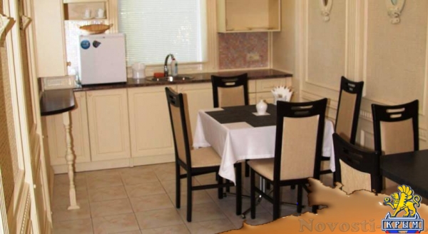 Отдых в Алуште. Апартаменты на вилле в Профессорском уголке, Алушта Отдых в Крыму 2016 - жильё в Крыму без посредников - «Отдых в Алуште»