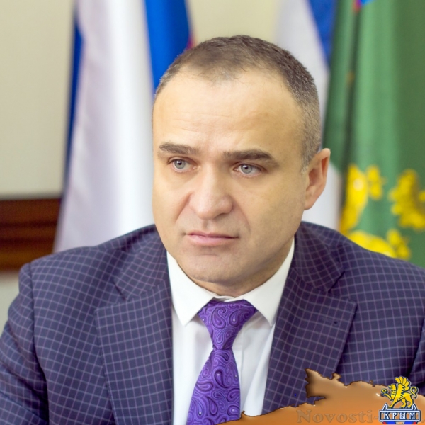 «Хвататься надо за всё!». Глава Феодосии о коррупции и маленьких победах