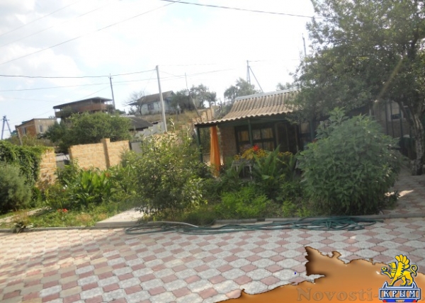 Отдых-эконом в Орджоникидзе. Сдам отдельные домики в Феодосии(пгт Орджоникидзе) на большую компанию Отдых в Крыму 2016 - жильё в Крыму без посредников - «Отдых в Орджоникидзе» Отдых-эконом в Орджоникидзе. Сдам отдельные домики в Феодосии(пгт Орджоникидзе) на большую компанию Отдых в Крыму 2016 - жильё в Крыму без посредников - «Отдых в Орджоникидзе»