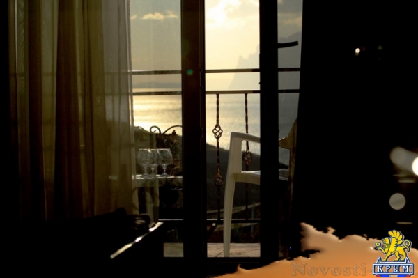 Отдых в Орджоникидзе. Мини-гостиница "Белый лебедь" Отдых в Крыму 2016 - жильё в Крыму без посредников - «Отдых в Орджоникидзе»