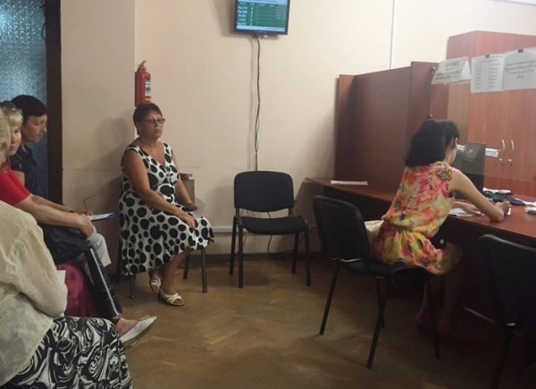 Представители Общественного совета при Госкомрегистре с внеплановой проверкой посетили Симферопольский теротдел комитета - «Госкомрегистр»