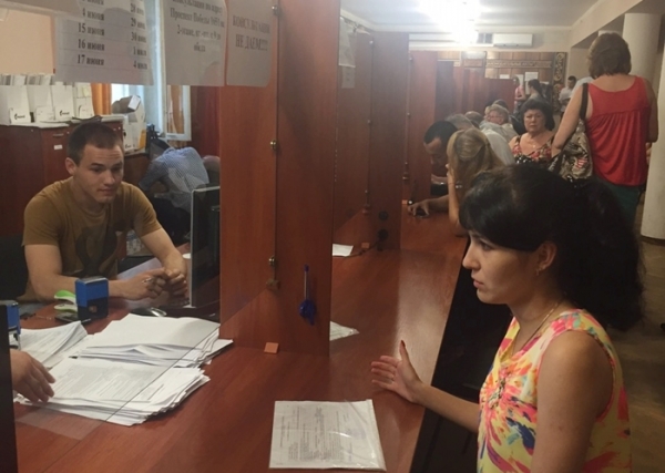 Представители Общественного совета при Госкомрегистре с внеплановой проверкой посетили Симферопольский теротдел комитета - «Госкомрегистр»