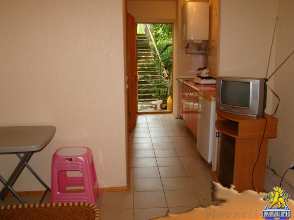 Отдых в Ялте. Благоустроенный гостевой домик в тихом центре Ялты, Крым Отдых в Крыму 2016 - жильё в Крыму без посредников - «Отдых в Ялте»