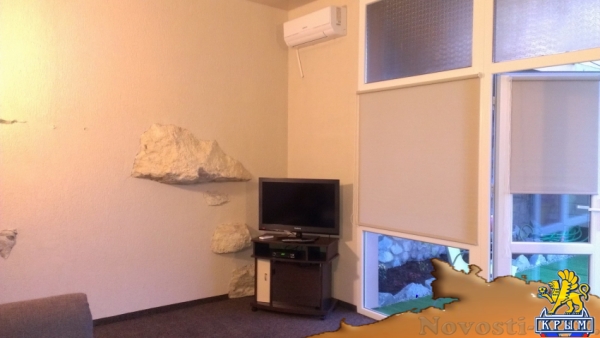 Отдых в Ялте. Сдаю одно и двухкомнатные номера с бассейном Отдых в Крыму 2016 - жильё в Крыму без посредников - «Отдых в Ялте»