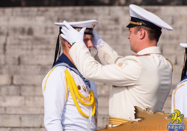 Севастополь отметил День флота парадом новых кораблей, авиашоу и танцами буксиров на воде (ФОТОРЕПОРТАЖ) - «Политика Крыма»