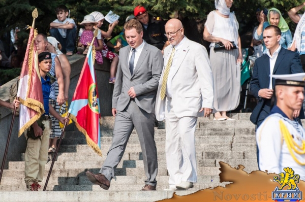 Севастополь отметил День флота парадом новых кораблей, авиашоу и танцами буксиров на воде (ФОТОРЕПОРТАЖ) - «Политика Крыма»