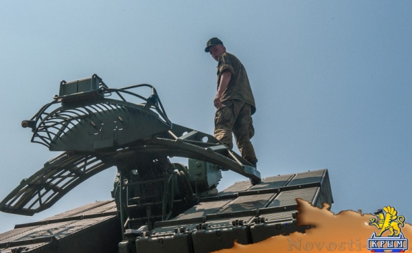 Севастополь отметил День флота парадом новых кораблей, авиашоу и танцами буксиров на воде (ФОТОРЕПОРТАЖ) - «Политика Крыма»