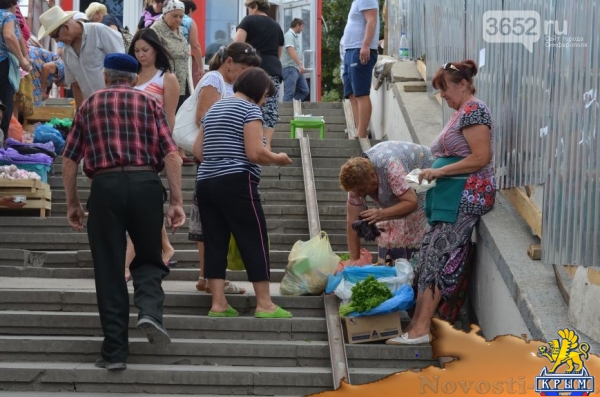 Борьба со стихийной торговлей: шума много, толку мало (ФОТОФАКТ) - «Симферополь»