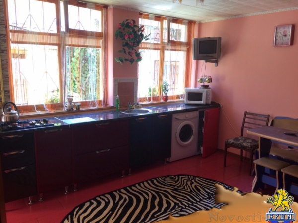 Отдых в Алуште. Сдам в 3-х минутах от моря 2-х комнатный домик в Алуште Отдых в Крыму 2016 - жильё в Крыму без посредников - «Отдых в Крыму» Отдых в Алуште. Сдам в 3-х минутах от моря 2-х комнатный домик в Алуште Отдых в Крыму 2016 - жильё в Крыму без посредников - «Отдых в Крыму»