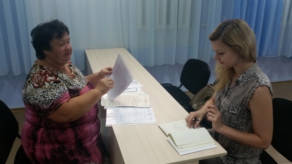 Ежемесячно в теротделах Госкомрегистра принимают более 1000 заявителей-льготников - «Госкомрегистр»