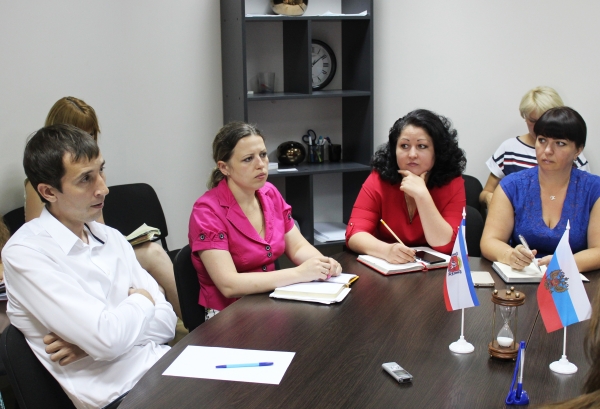 В Госкомрегистре еженедельно проводится мониторинг обращений, поступающих через call-центр — первый зампредседателя - «Госкомрегистр»