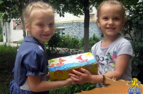 По кирпичику со всего мира. Крымчанин мечтает построить Волшебный театр