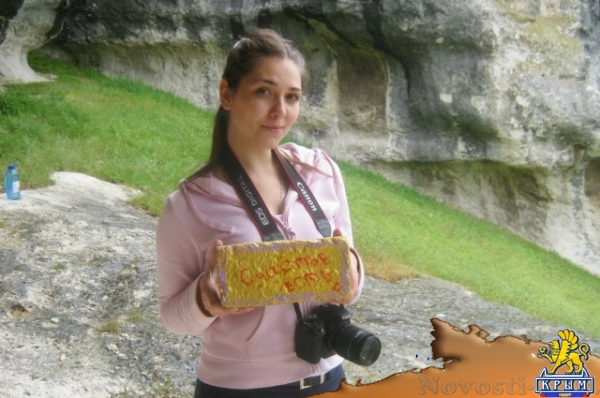 По кирпичику со всего мира. Крымчанин мечтает построить Волшебный театр