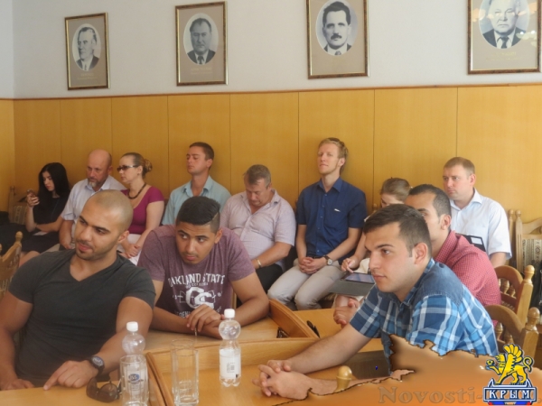 В Республике Крым находится делегация общественных деятелей и политиков Иорданского Хашимитского Королевства (ФОТО) - «Общество Крыма» В Республике Крым находится делегация общественных деятелей и политиков Иорданского Хашимитского Королевства (ФОТО) - «Общество Крыма»