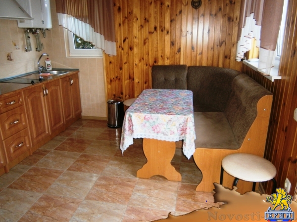 Отдых в Алуште. Крым, Алушта, 1 к. домик у моря, дворик Отдых в Крыму 2016 - жильё в Крыму без посредников - «Отдых в Алуште»