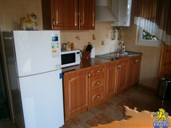 Отдых в Алуште. Крым, Алушта, 1 к. домик у моря, дворик Отдых в Крыму 2016 - жильё в Крыму без посредников - «Отдых в Алуште»