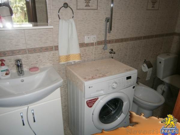 Отдых в Алуште. Крым, Алушта, 1 к. домик у моря, дворик Отдых в Крыму 2016 - жильё в Крыму без посредников - «Отдых в Алуште»