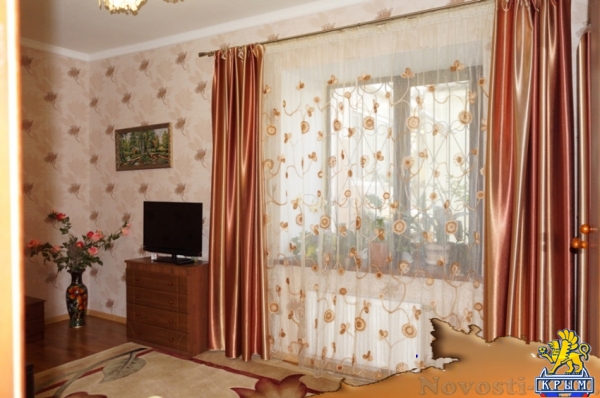 Отдых в Алуште. Крым, Алушта, 3к. квартира у моря, центра, парка Отдых в Крыму 2016 - жильё в Крыму без посредников - «Отдых в Алуште»