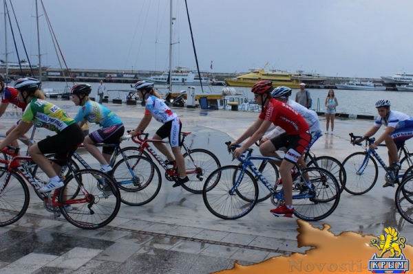 Ялтинские спортсмены начали праздновать День города первыми (ФОТО) - «Политика Крыма»