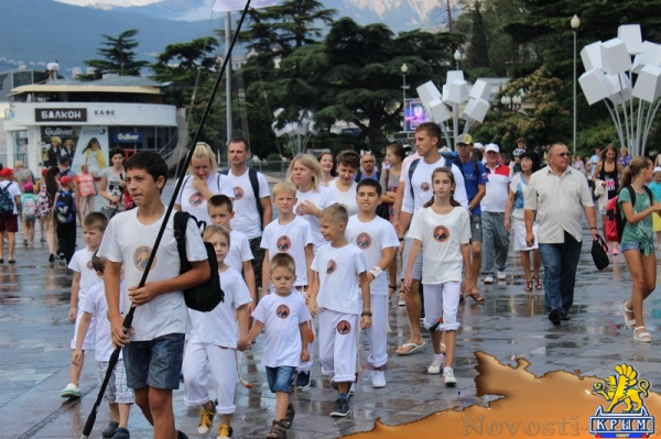 Ялтинские спортсмены начали праздновать День города первыми (ФОТО) - «Политика Крыма»