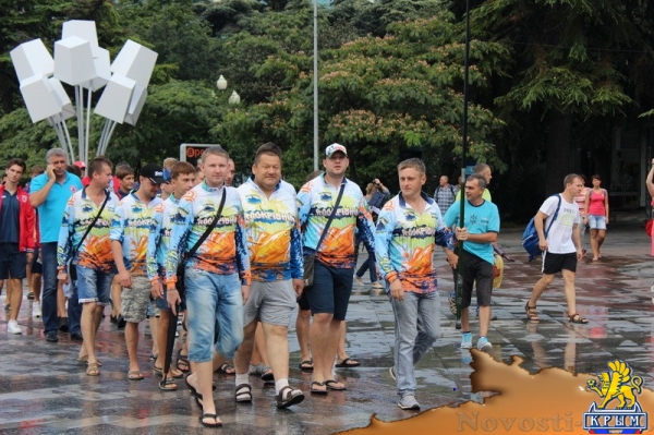 Ялтинские спортсмены начали праздновать День города первыми (ФОТО) - «Политика Крыма»