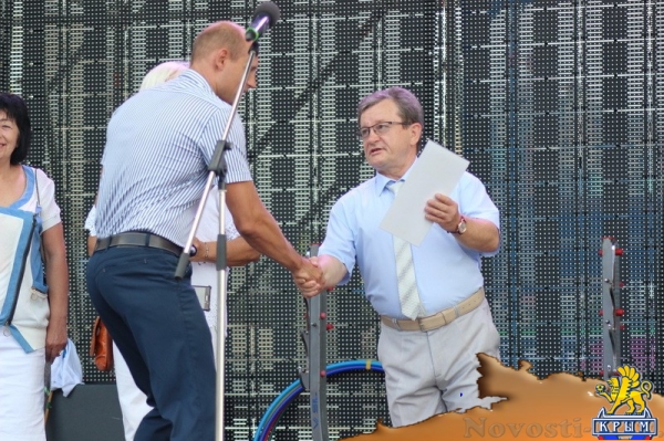 Ялтинские спортсмены начали праздновать День города первыми (ФОТО) - «Политика Крыма»