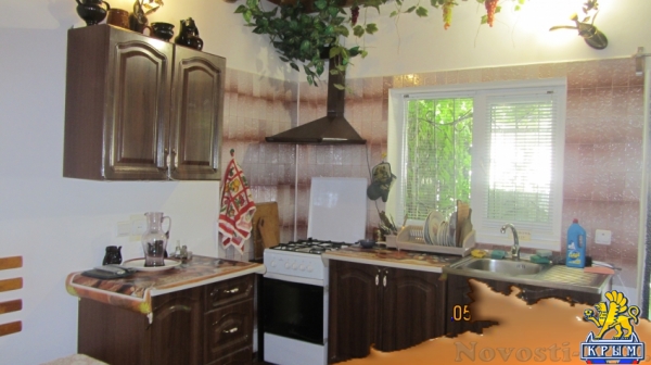 Отдых в Алуште. Сдам коттедж до 8 человек в Алуште Отдых в Крыму 2016 - жильё в Крыму без посредников - «Отдых в Алуште»