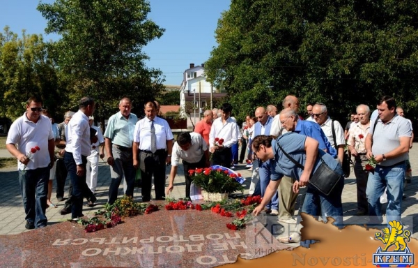 Крымчане почтили память жертв депортации немецкого народа 1941 года (ФОТО) - «Культура Крыма»