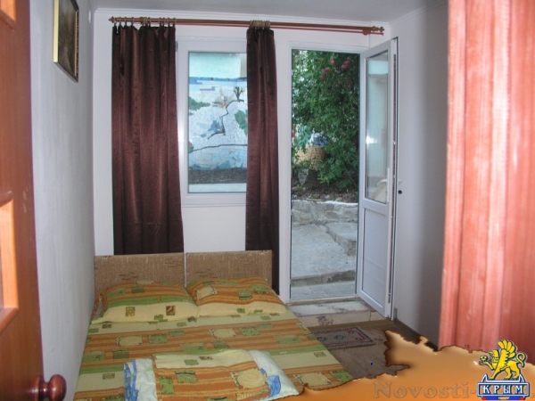 Отдых в Гурзуфе. Частный сектор "На Санаторной" п.Гурзуф Отдых в Крыму 2016 - жильё в Крыму без посредников - «Отдых в Крыму»