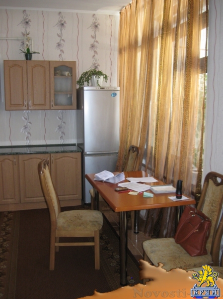 Отдых в Алуште. Сдам 3-х комнатную квартиру в частном доме Отдых в Крыму 2016 - жильё в Крыму без посредников - «Отдых в Алуште»