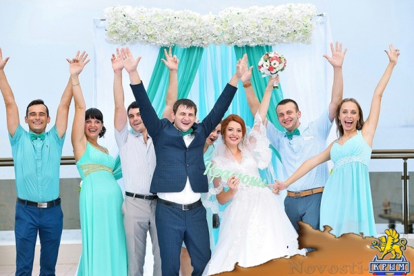 Пара, победившая в проекте «Свадьба в подарок», заключила брак - «Керчь»