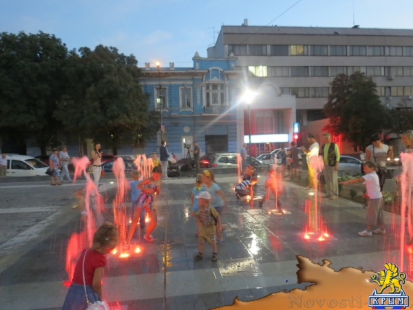 В день открытия памятника Екатерине Великой в столице Крыма власть организовала народные гуляния. Без приятных сюрпризов для крымчан и русских соотечественников во всем мире! (ФОТО) - «Общество Крыма»