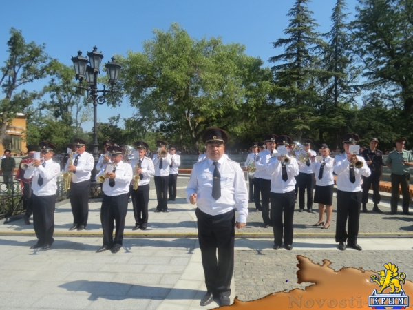 В День Преображения Господня в Симферополе торжественно открыли возрожденный памятник российской Императрице Екатерине Великой (ФОТО) - «Общество Крыма»