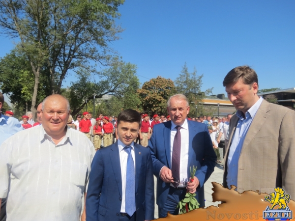 В День Преображения Господня в Симферополе торжественно открыли возрожденный памятник российской Императрице Екатерине Великой (ФОТО) - «Общество Крыма»