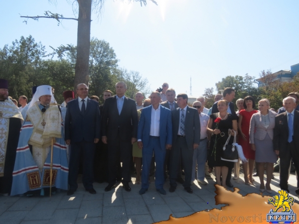 В День Преображения Господня в Симферополе торжественно открыли возрожденный памятник российской Императрице Екатерине Великой (ФОТО) - «Общество Крыма»