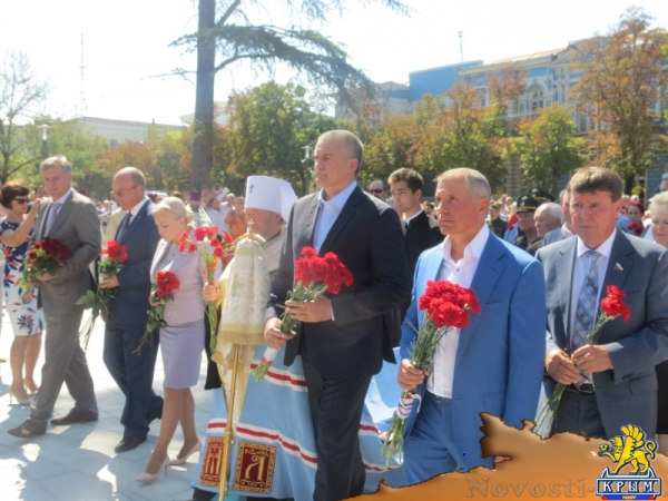 В День Преображения Господня в Симферополе торжественно открыли возрожденный памятник российской Императрице Екатерине Великой (ФОТО) - «Общество Крыма»