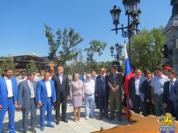 В День Преображения Господня в Симферополе торжественно открыли возрожденный памятник российской Императрице Екатерине Великой (ФОТО) - «Общество Крыма»